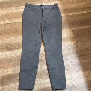 Talbots Gray Skinny Pants with Streamlined Silhouette